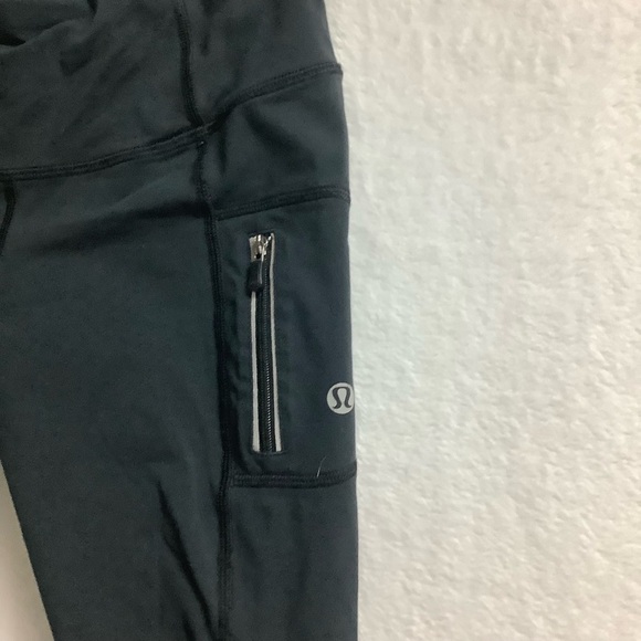 Lululemon Cropped Leggings Black Size 6 - Picture 4 of 8